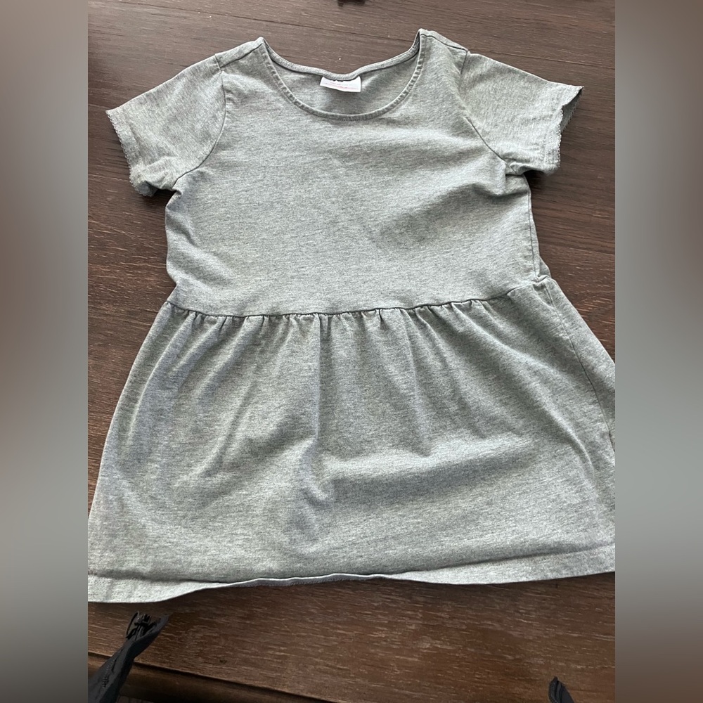 Hanna Andersson Light Gray Short Sleeve Tee